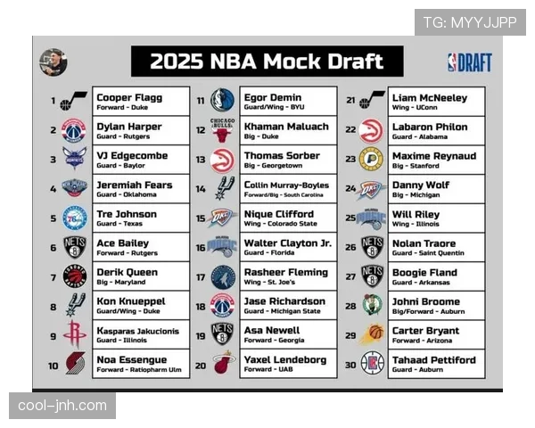 库珀·弗拉格轮换登场以换防和篮下保护抑制内线