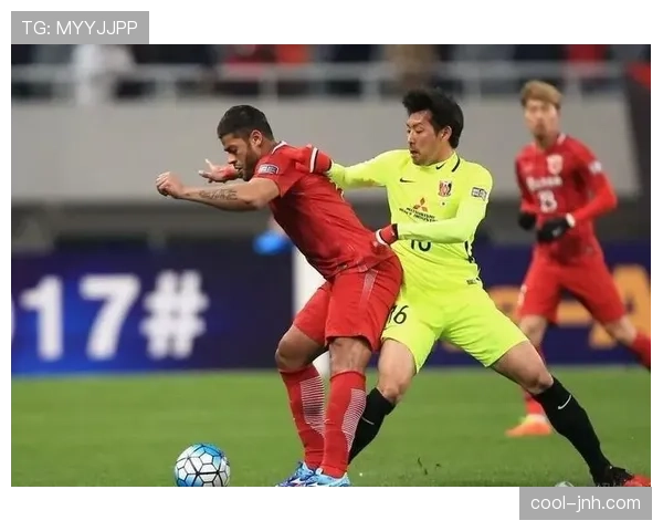 皮蓬无球跑动牵制防线，防守覆盖改变对手进攻结构